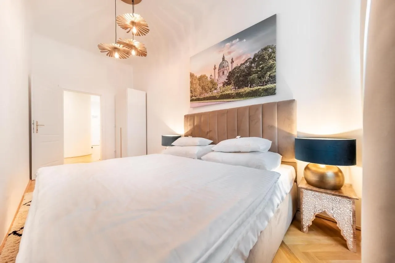 Smile Apartments Doebling Vienna 0*,  Austria